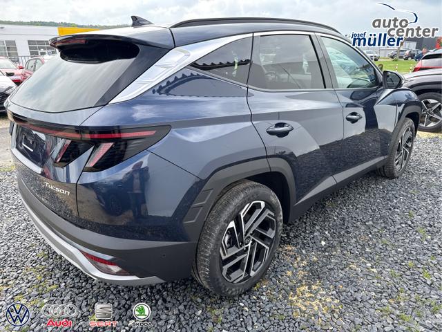 Hyundai / TUCSON FACELIFT / Weiß / / / 