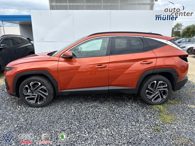 Hyundai / TUCSON FACELIFT / Weiß / / / 