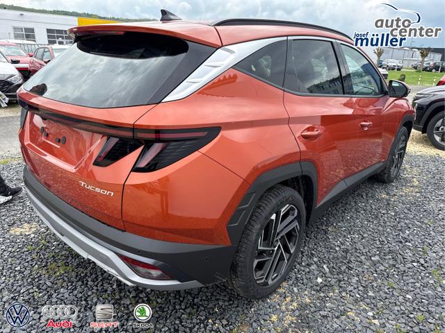 Hyundai / TUCSON FACELIFT / Weiß / / / 