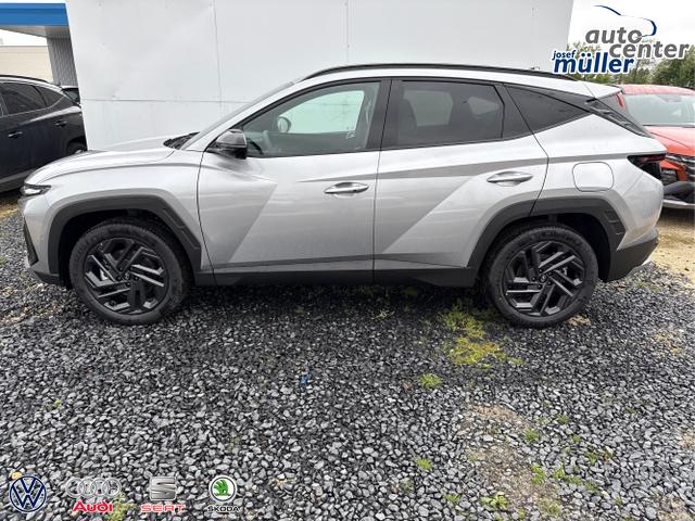 Hyundai / TUCSON FACELIFT / Weiß / / / 