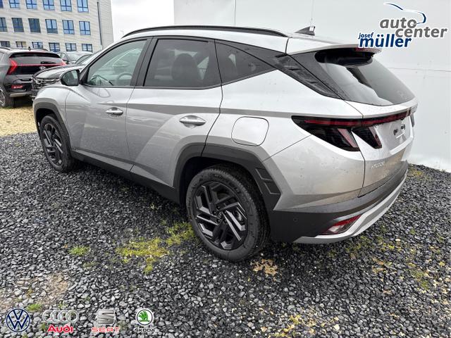 Hyundai / TUCSON FACELIFT / Weiß / / / 