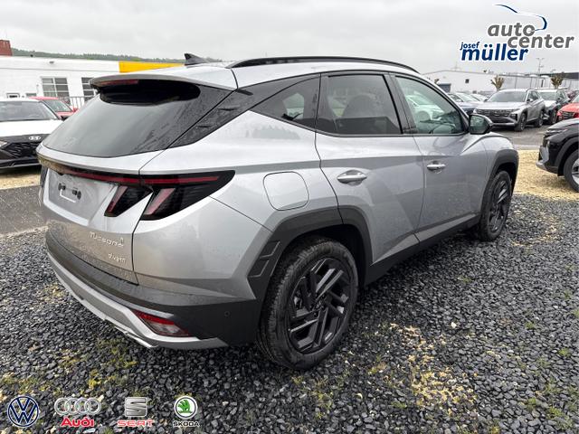 Hyundai / TUCSON FACELIFT / Weiß / / / 