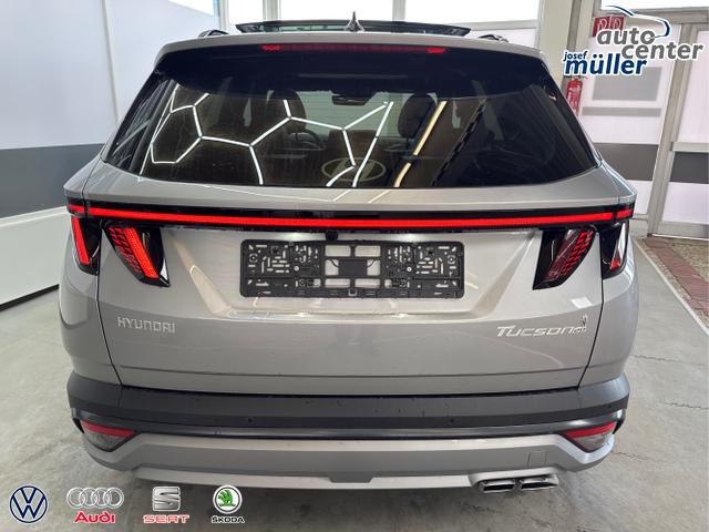Hyundai / TUCSON FACELIFT / Shimmering Silver R2T / / / DCT 20th Anniversary ACC NAVI PANO KRELL 360 SHZ 
