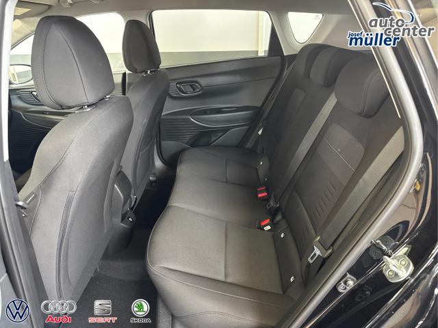 Hyundai / BAYON / Schwarz / / / NAVI SHZ RFK PDC KLIMAAUTOMATIK Licht/Regensensor