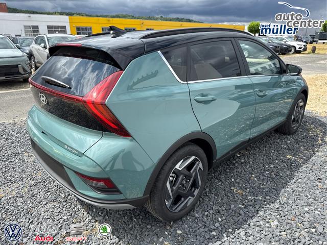 Hyundai / BAYON / Weiß / / / 