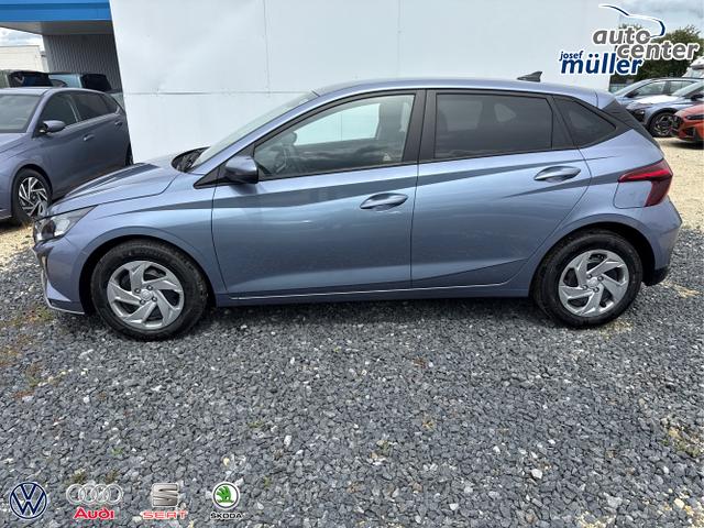 Hyundai / i20 / Blau / / / DCT WP KLIMAAUTOMATIK NAVI RFK TEMPOMAT
