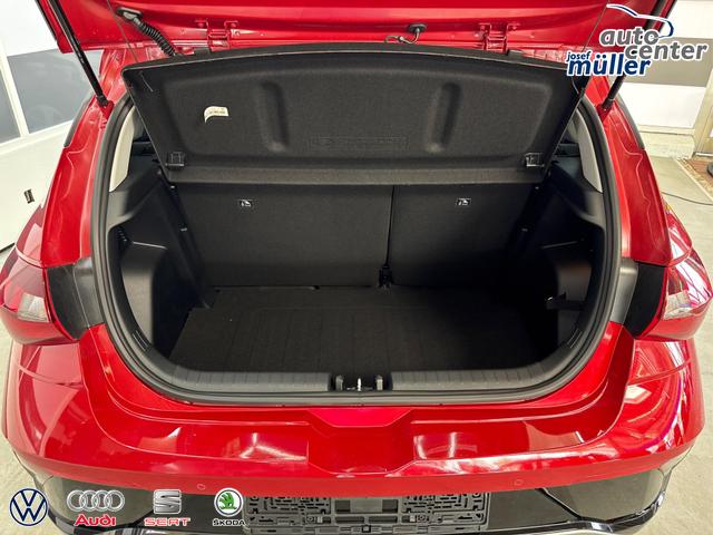 Hyundai i20 COMFORT DCT WP KLIMAAUTOMATIK NAVI RFK TEMPOMAT 