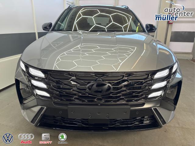 Hyundai / TUCSON / Silber / / / 