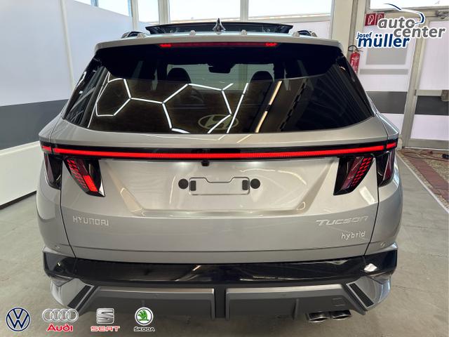 Hyundai / TUCSON / Silber / / / 