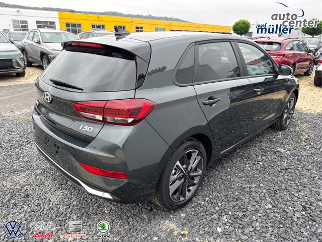 Hyundai / i30 / Grün / / / EDITION SHZ NAVI ALU LED RFK PDC
