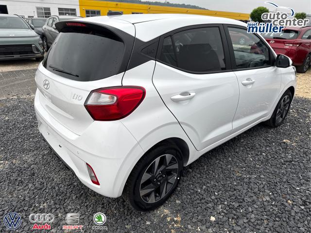 Hyundai / i10 / Weiß / / / AUT NAVI SHZ TEMPOMAT 