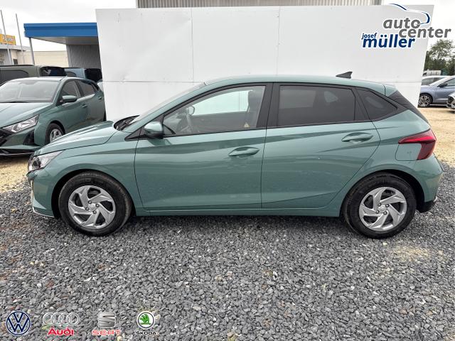 Hyundai / i20 / Grün / / / NAVI Klimaautomatik SHZ 