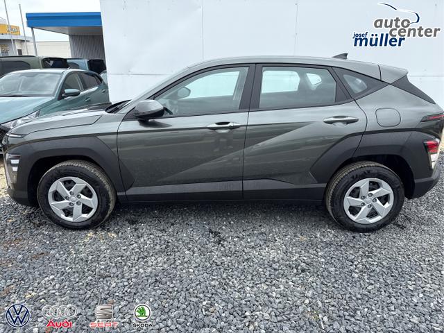 Hyundai / KONA / Grau / / / NAVI KLIMAAUTOMATIK PDC v+h RFK
