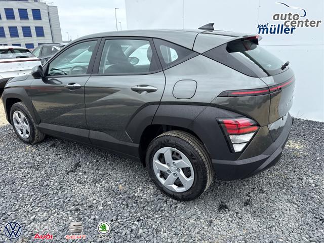 Hyundai / KONA / Grau / / / NAVI KLIMAAUTOMATIK PDC v+h RFK