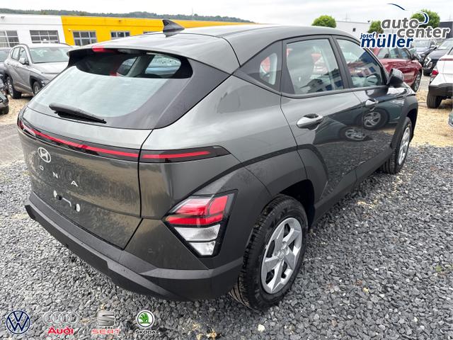 Hyundai / KONA / Grau / / / NAVI KLIMAAUTOMATIK PDC v+h RFK