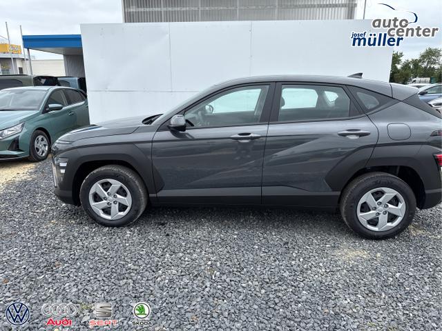 Hyundai / KONA / Grau / / / NAVI KLIMAAUTOMATIK PDC v+h RFK