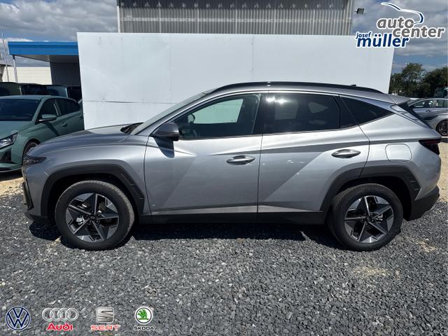 Hyundai / TUCSON / Silber / / / PANO SHZ v+h 18 ALU