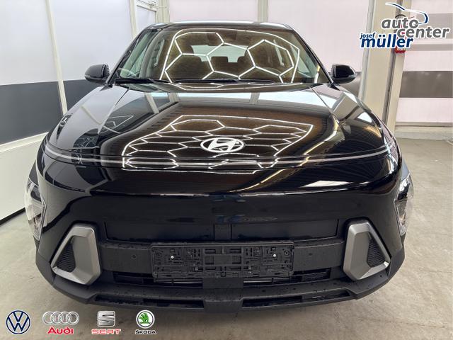 Hyundai / KONA / Schwarz / / / NAVI KLIMAAUTOMATIK PDC v+h RFK