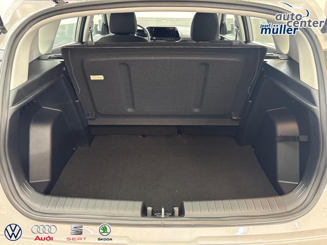 Hyundai / BAYON / Grau / / / DCT NAVI RFK PDC 