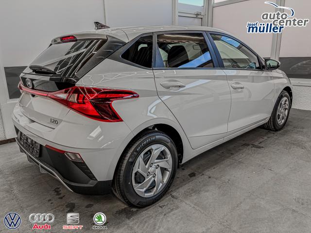 Hyundai i20 COMFORT FL NAVI RFK TEMPOMAT 