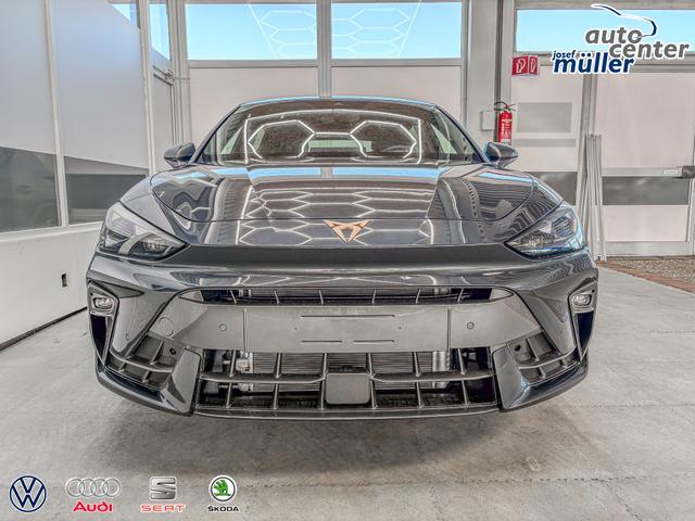 Cupra Leon 1.5 eTSI DSG INTELLIGENT DRIVE ACC KEYLESS 