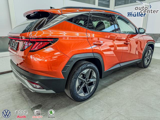 Hyundai TUCSON STYLE DCT ACC SHZ NAVI PDC RFK 