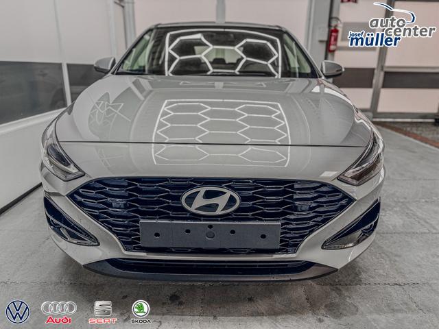 Hyundai i30 STYLE NAVI LED RFK PDC 