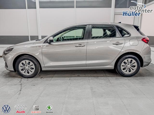 Hyundai i30 STYLE NAVI LED RFK PDC 