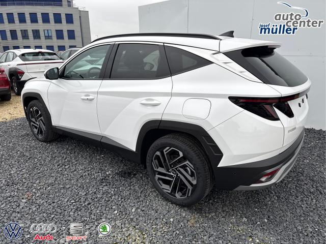 Hyundai / TUCSON / Wei&szlig; / / / MHEV DCT ACC SHZ 360 MATRIX KRELL 