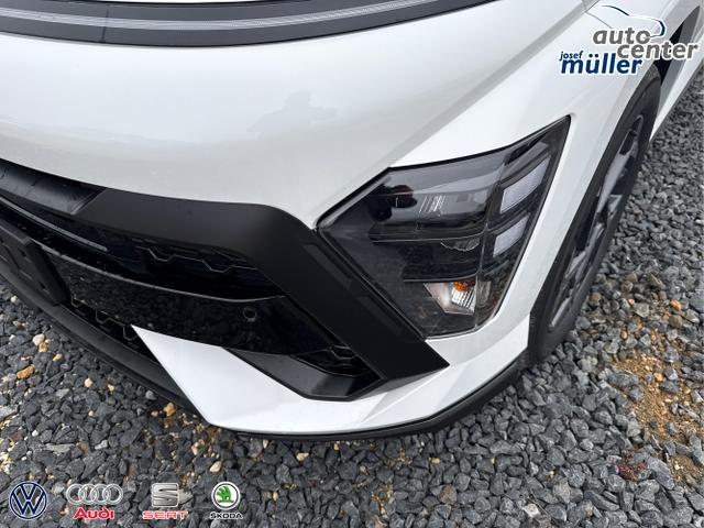 Hyundai / KONA / Weiß / / / 1.6 T-GDi DCT N-LINE SHZ NAVI ACC RFK