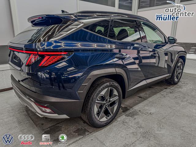 Hyundai TUCSON STYLE DCT ACC SHZ NAVI PDC RFK 