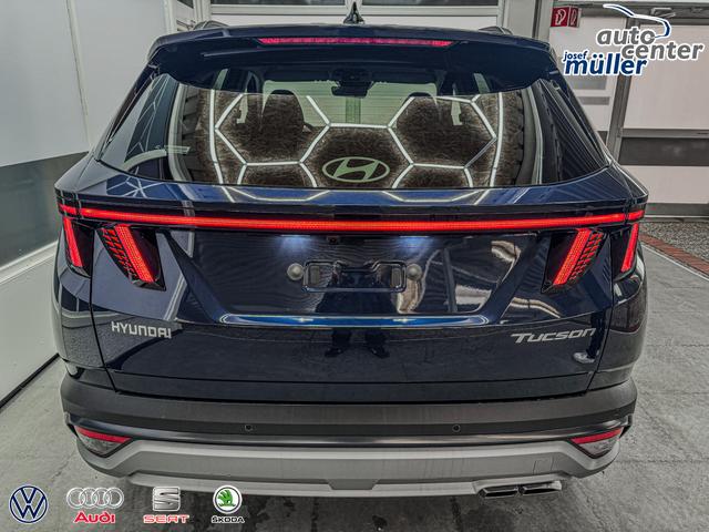 Hyundai TUCSON STYLE DCT ACC SHZ NAVI PDC RFK 