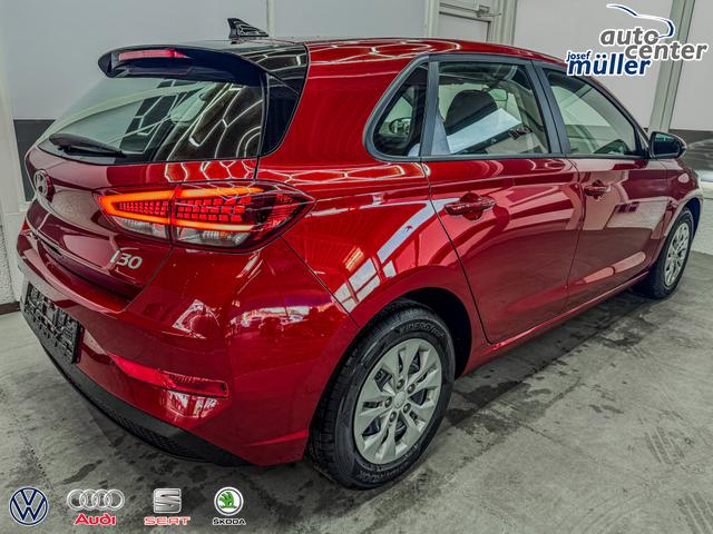 Hyundai i30 STYLE NAVI LED RFK PDC 