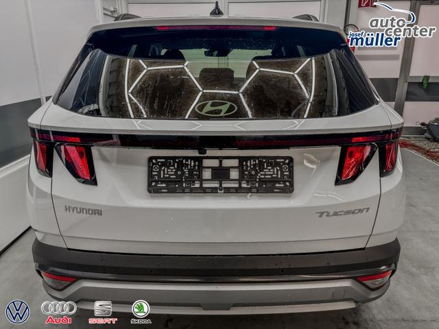 Hyundai TUCSON STYLE KLIMAAUTOMATIK TOTWINKEL NAVI SHZ RFK PDC 