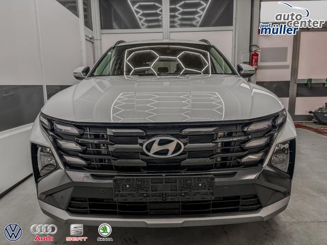 Hyundai TUCSON STYLE KLIMAAUTOMATIK TOTWINKEL NAVI SHZ RFK PDC 