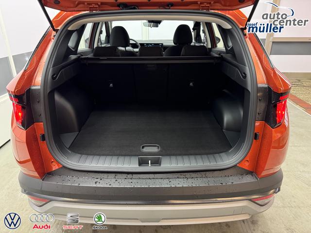 Hyundai TUCSON TREND SHZ NAVI PDC RFK 