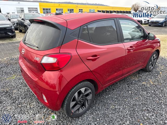 Hyundai / i10 / Rot / / / AUT NAVI SHZ RFK TEMPOMAT 