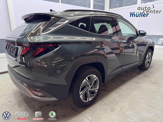 Hyundai TUCSON STYLE KLIMAAUTOMATIK TOTWINKEL NAVI SHZ RFK PDC 
