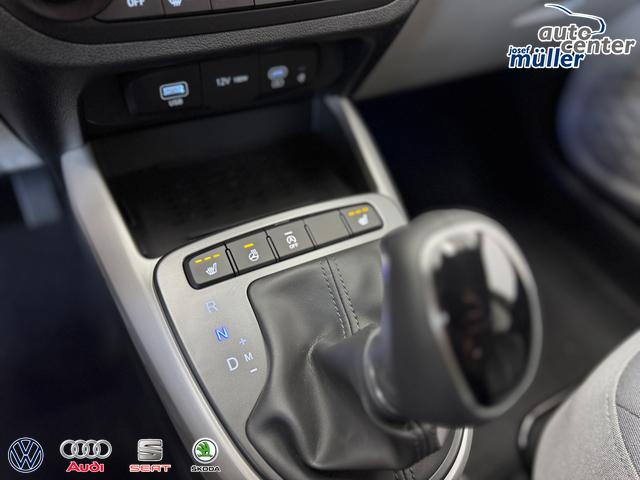 Hyundai i10 PREMIUM AUT SHZ KLIMAAUTOMATIK AMBIENTE ALU RFK PDC NAVI 