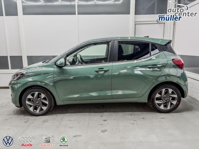 Hyundai i10 PREMIUM AUT SHZ KLIMAAUTOMATIK AMBIENTE ALU RFK PDC NAVI 