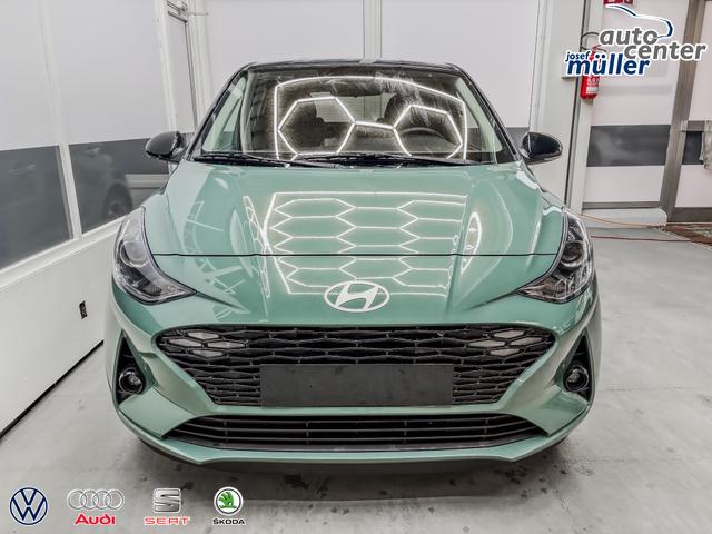 Hyundai i10 PREMIUM AUT SHZ SMART KEY KLIMAAUTOMATIK AMBIENTE ALU RFK PDC NAVI 