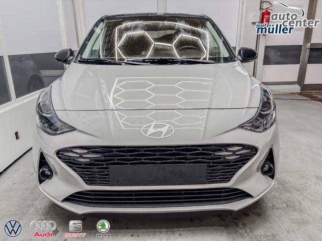 Hyundai i10 PREMIUM AUT SHZ SMART KEY KLIMAAUTOMATIK AMBIENTE ALU RFK PDC NAVI 