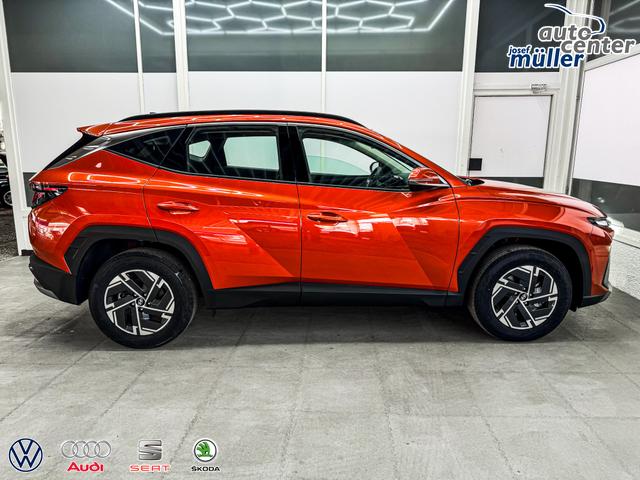 Hyundai TUCSON STYLE TRANSPORTSCHADEN KLIMAAUTOMATIK TOTWINKEL NAVI SHZ RFK PDC 
