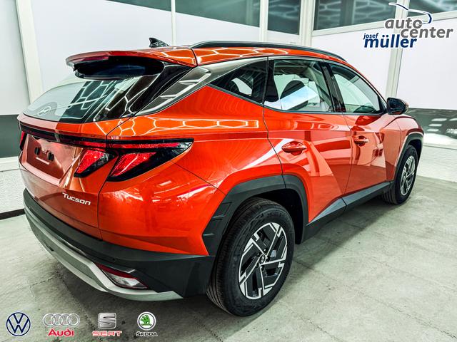 Hyundai TUCSON STYLE TRANSPORTSCHADEN KLIMAAUTOMATIK TOTWINKEL NAVI SHZ RFK PDC 
