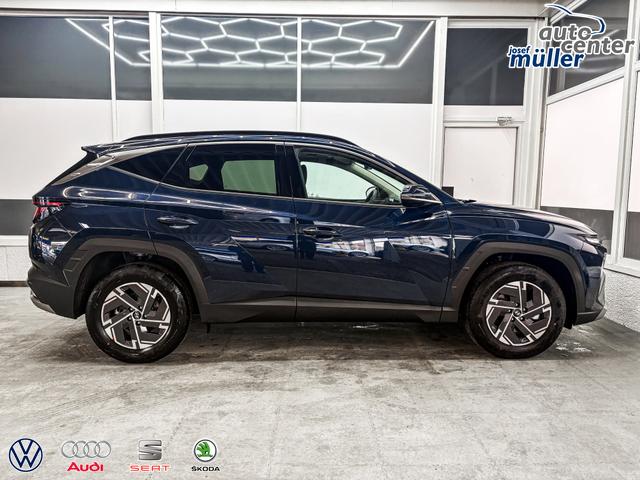 Hyundai TUCSON STYLE AUT KLIMAAUTOMATIK TOTWINKEL NAVI SHZ RFK PDC 