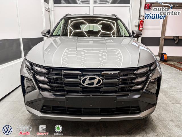 Hyundai TUCSON STYLE AUT KLIMAAUTOMATIK TOTWINKEL NAVI SHZ RFK PDC 