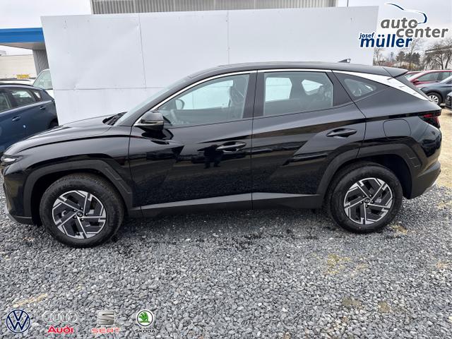 Hyundai / TUCSON / Schwarz / / / SHZ NAVI PDC RFK