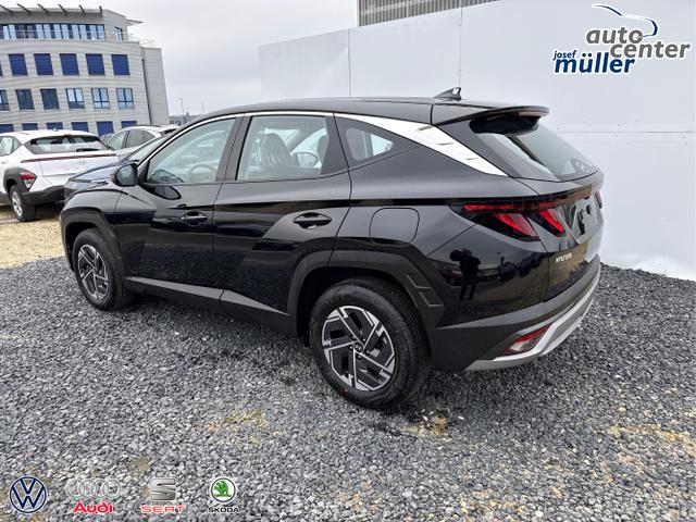 Hyundai / TUCSON / Schwarz / / / SHZ NAVI PDC RFK