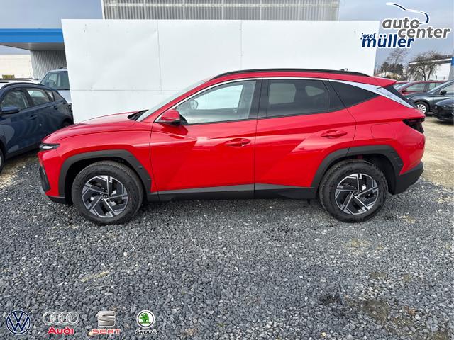 Hyundai / TUCSON / Rot / / / KLIMAAUTOMATIK TOTWINKEL NAVI SHZ RFK PDC