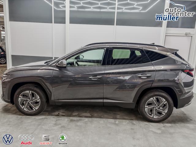 Hyundai TUCSON STYLE AUT KLIMAAUTOMATIK TOTWINKEL NAVI SHZ RFK PDC 